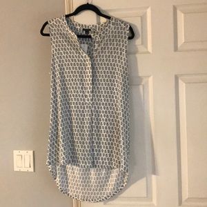 Ann Taylor sleeveless top
